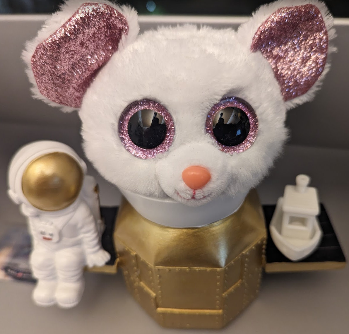 Mad Space Mouse